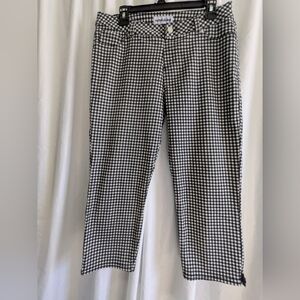 Nygard Women's Cropped Black and White Buffalo Check Ankle Pants Sz 14 Pull-on